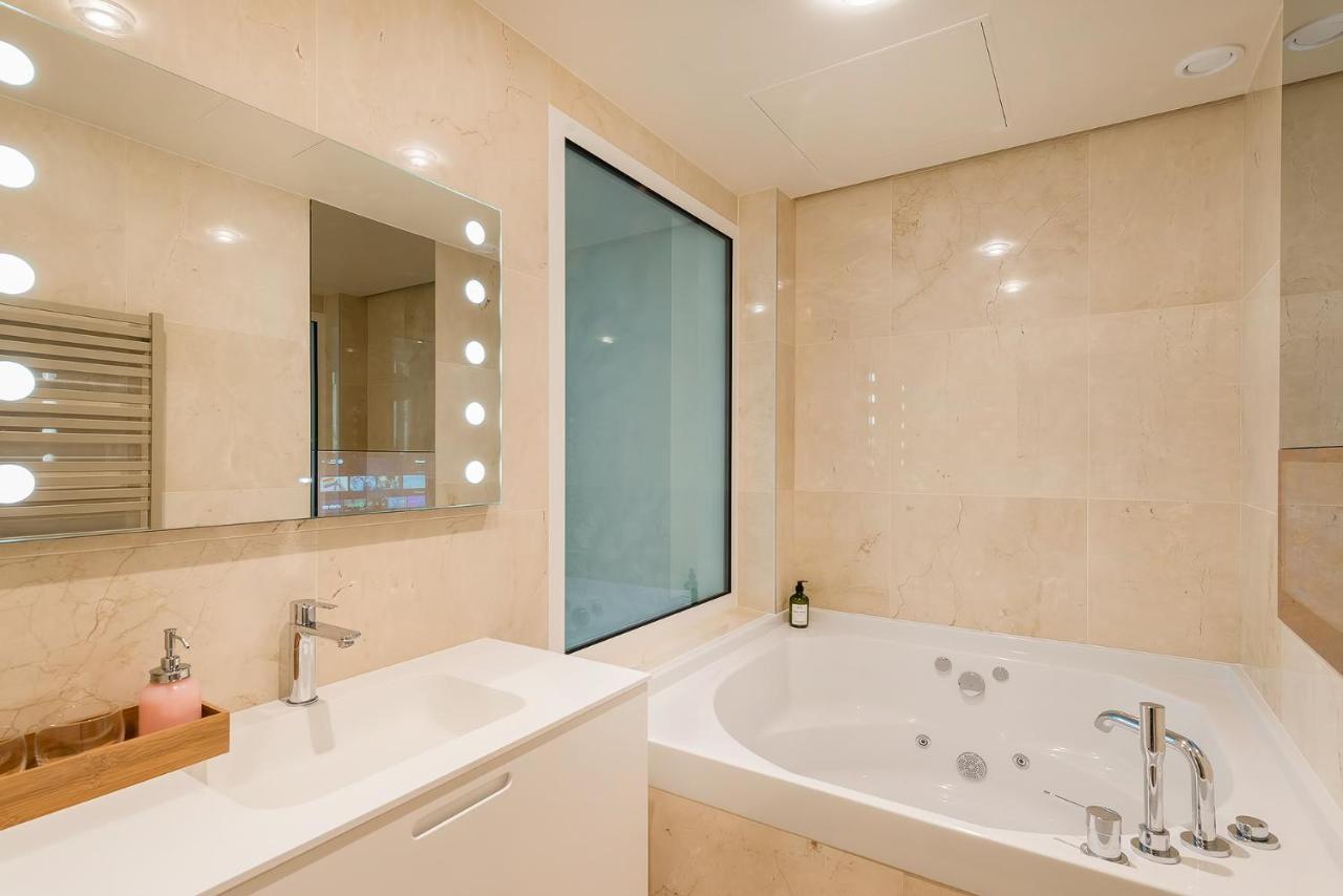 Apartament Sejour Au Taj Proche Tour-Eiffel Paryż Zewnętrze zdjęcie